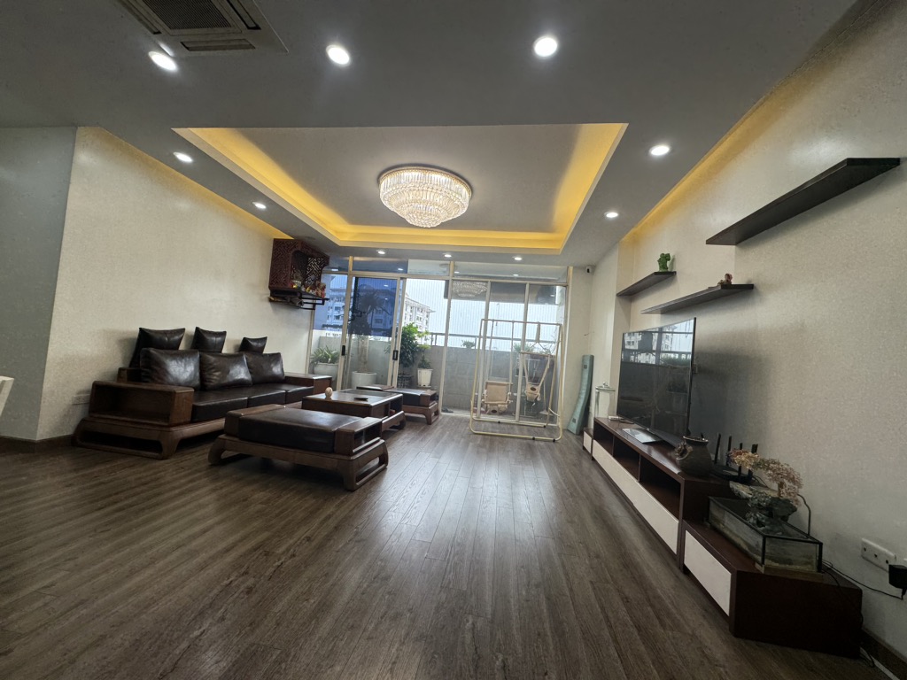(Tin thật 100%) CH 153m2 x 3PN có lốt ô tô tại FLC Landmark Tower - Nội thất 500 triệu - Lô góc đẹp - Ảnh chính